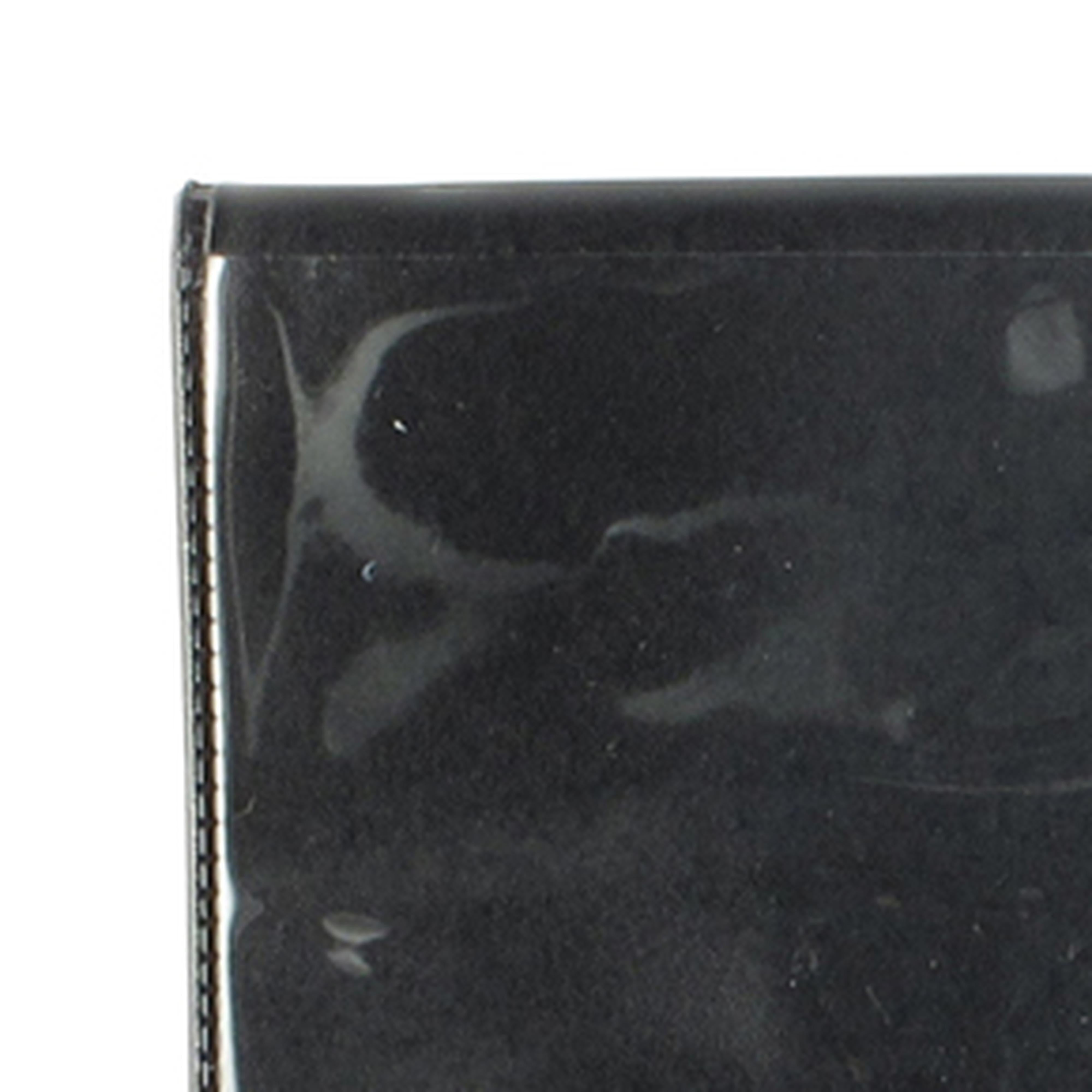 Flexible Magnetic Badge Holder with Large Flap Flexible Magnetic Badge Holder with Large Flap